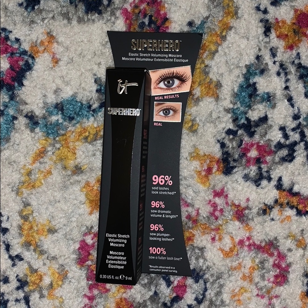 It superhero elastic volumizing mascara new sealed